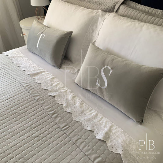 Par de Almofadas com Iniciais Single Veludo Cinzento-Claro Bordado Branco